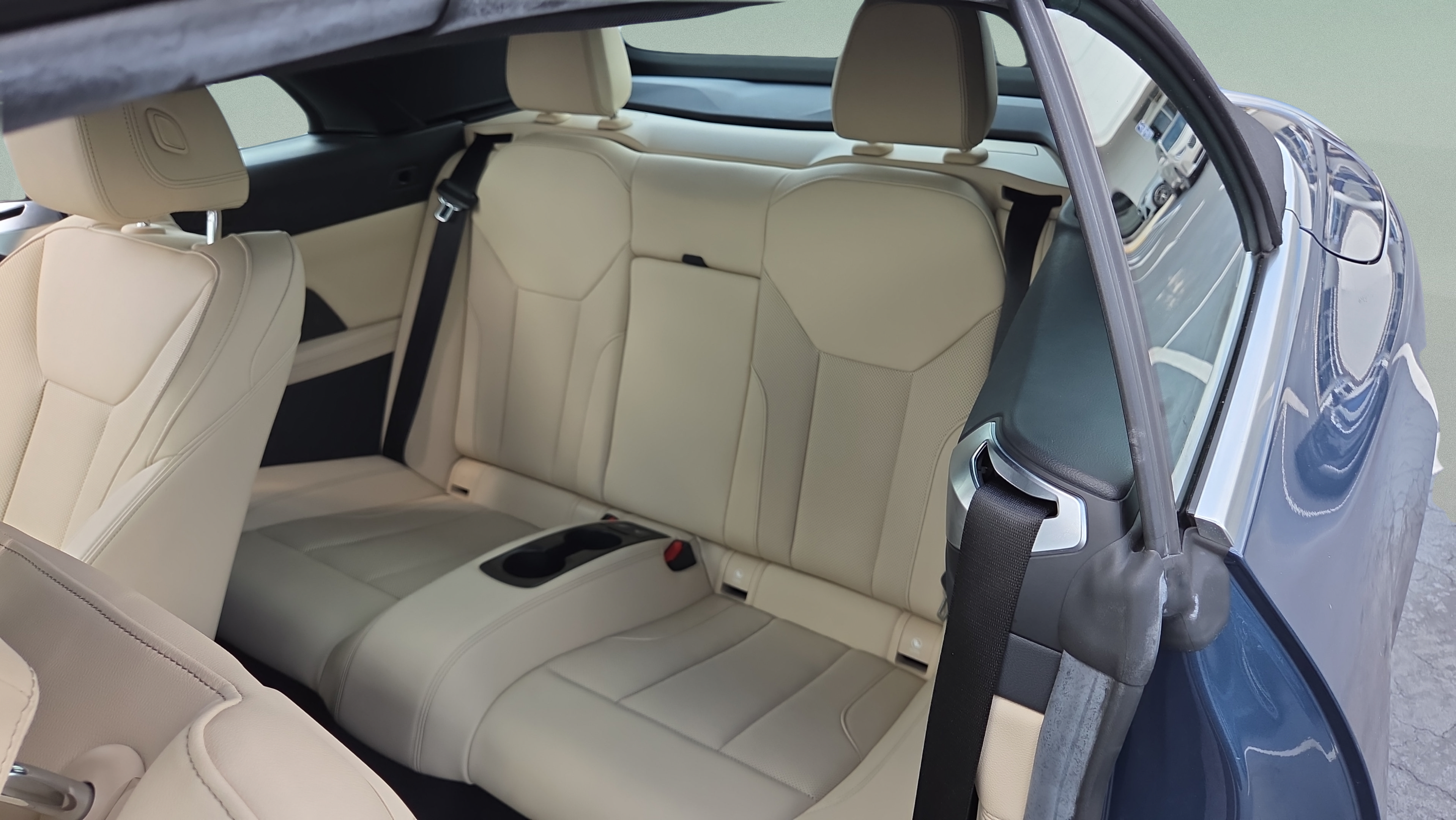 Used 2023 BMW 430i Convertible w/ Convenience Package RWD image 11