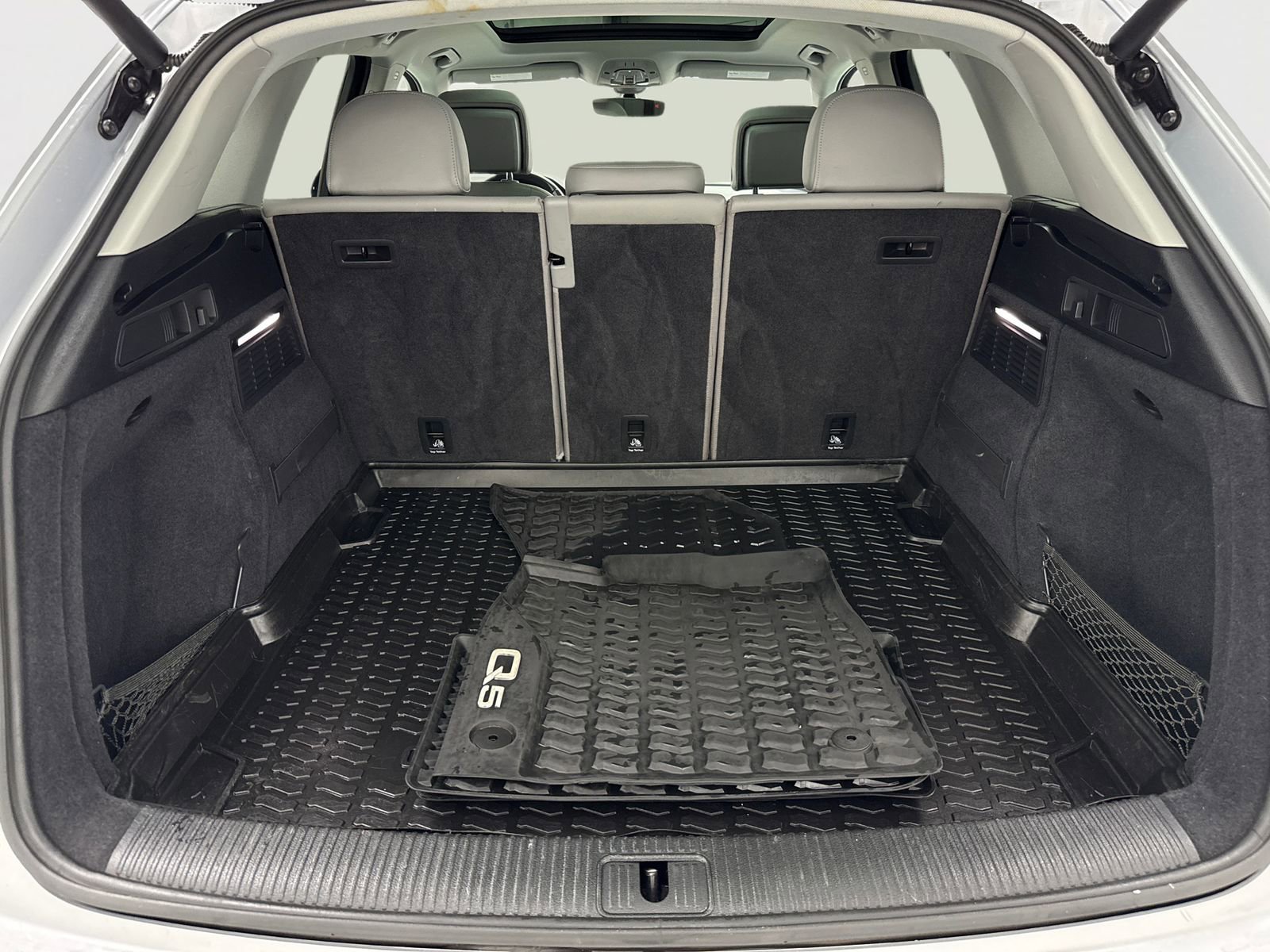 Used 2019 Audi Q5 2.0T Premium w/ Convenience Package AWD/4WD image 44