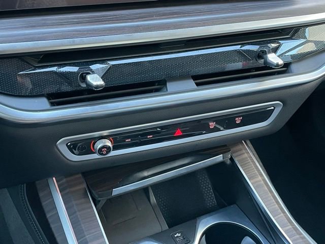 Used 2026 BMW X7 xDrive40i w/ Premium Package image 21