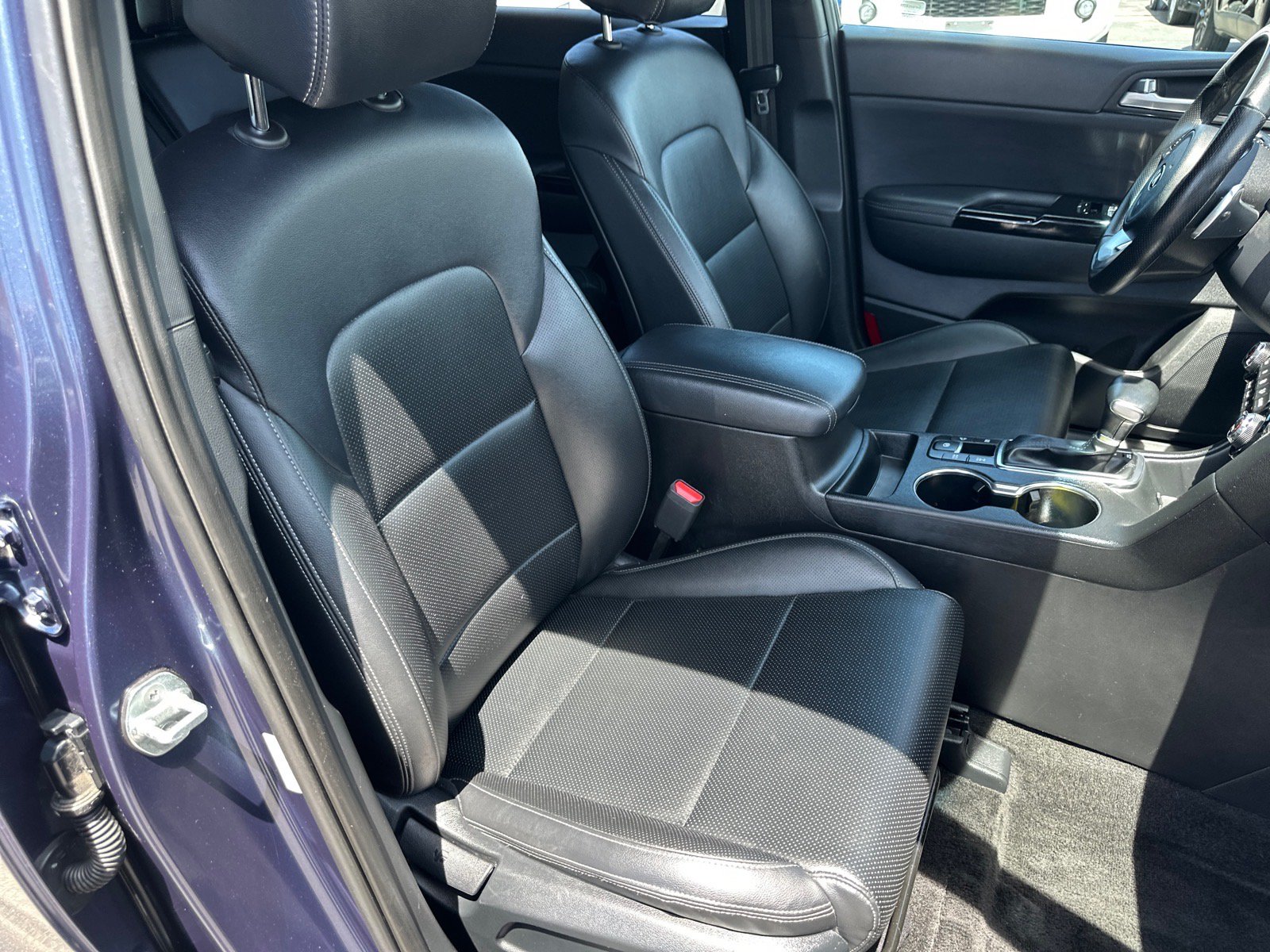 Used 2022 Kia Sportage Nightfall Edition w/ Nighfall AWD Premium Package image 19