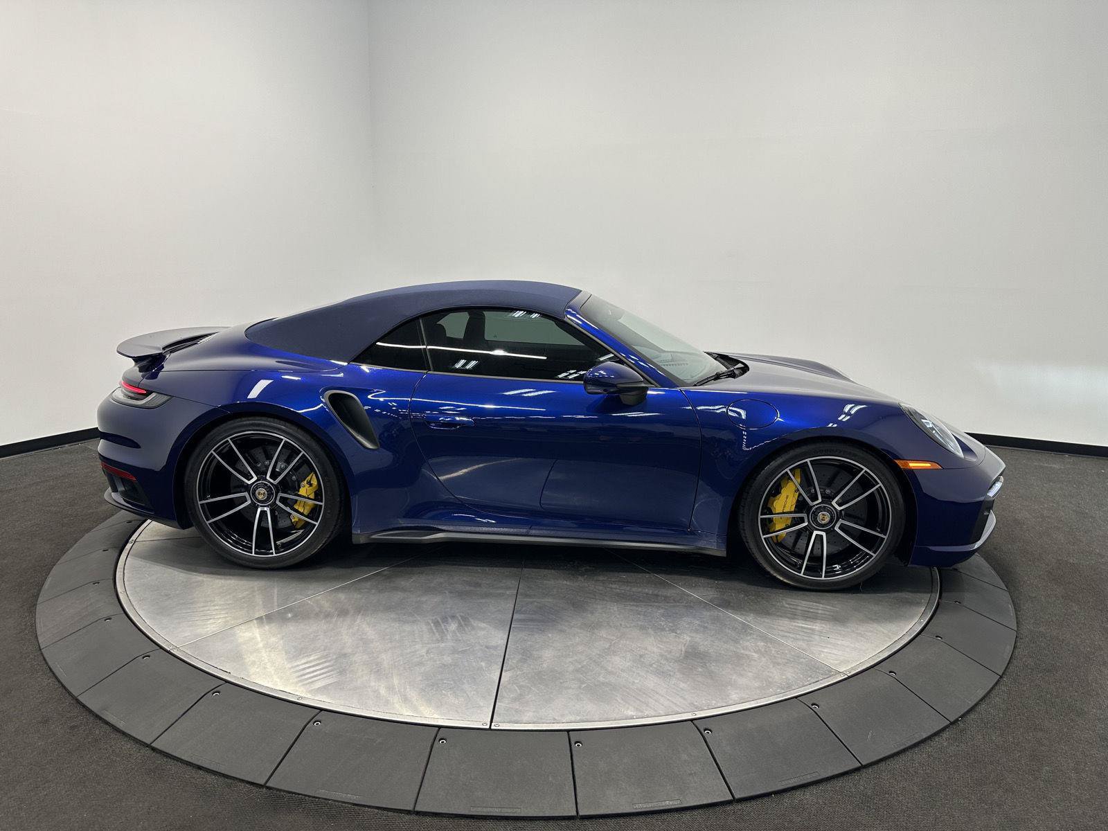 Used 2021 Porsche 911 Turbo S AWD/4WD image 8