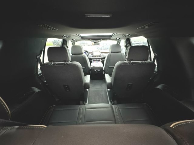 Used 2023 Chevrolet Tahoe Premier AWD/4WD image 21