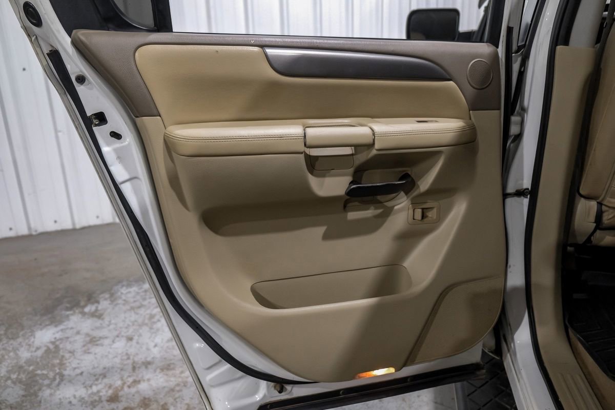 Used 2012 Nissan Armada SV image 45
