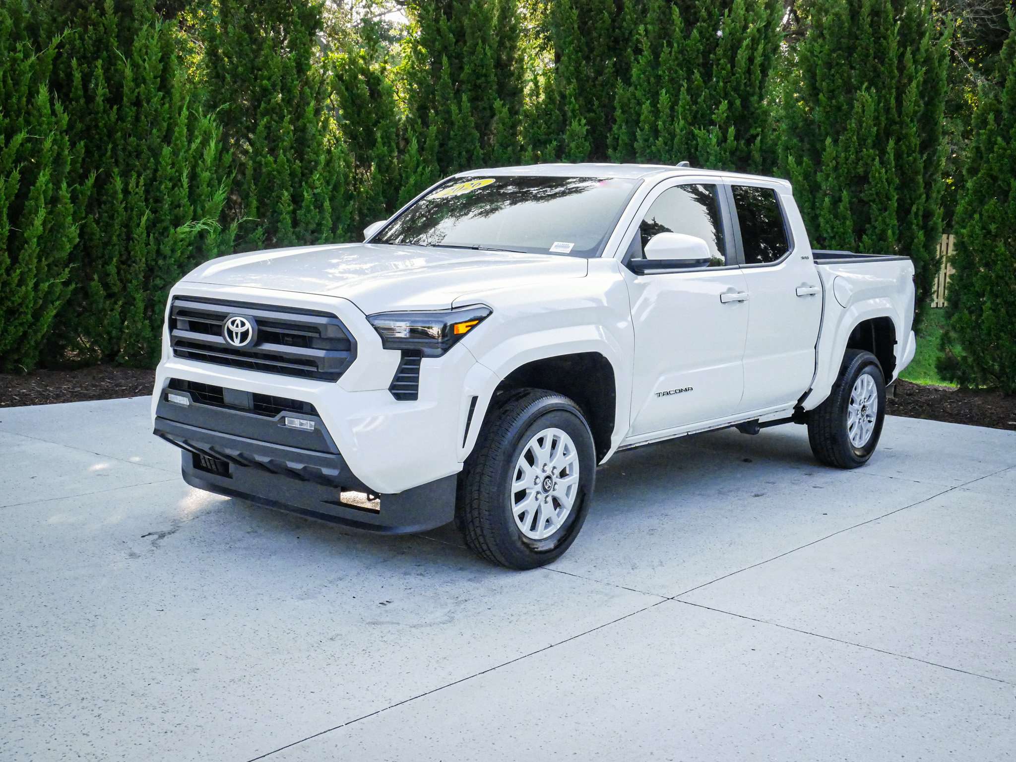 Used 2026 Toyota Tacoma SR5 RWD image 5