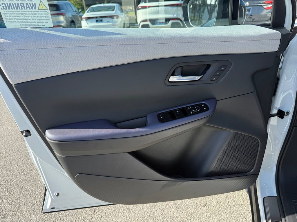 New 2026 Nissan Leaf Platinum+ image 11