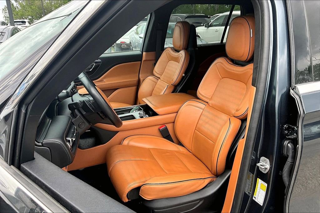 Used 2023 Lincoln Aviator Black Label w/ Dynamic Handling Package image 35