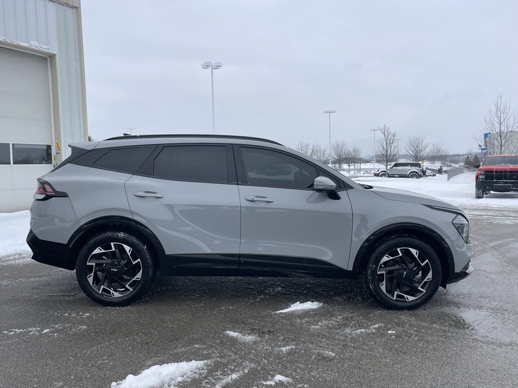 Certified 2024 Kia Sportage SX image 2