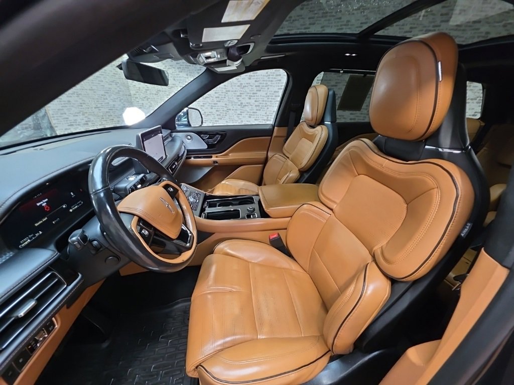 Used 2021 Lincoln Aviator Black Label w/ Dynamic Handling Package image 31