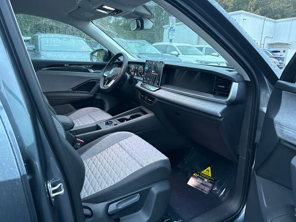 New 2025 Volkswagen Tiguan S image 15