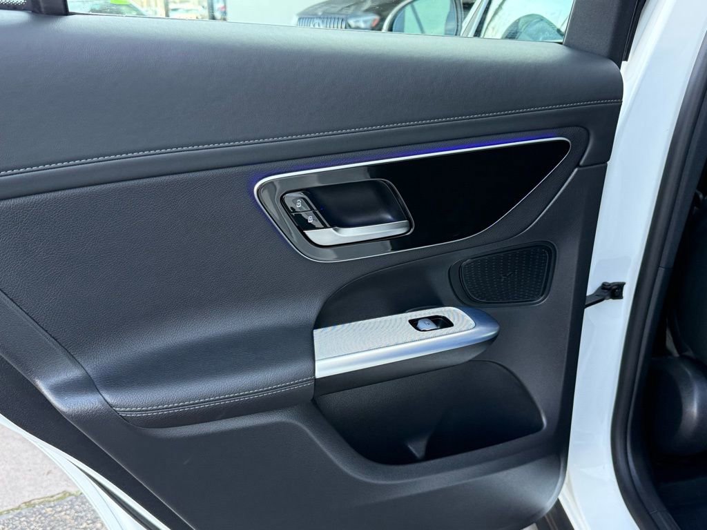 Certified 2025 Mercedes-Benz GLC 43 AMG 4MATIC image 24