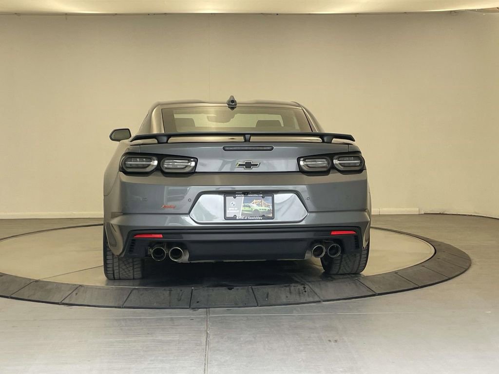 Used 2022 Chevrolet Camaro SS RWD image 4