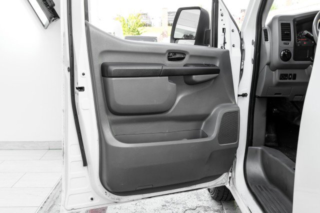 Used 2020 Nissan NV 2500 SV image 32