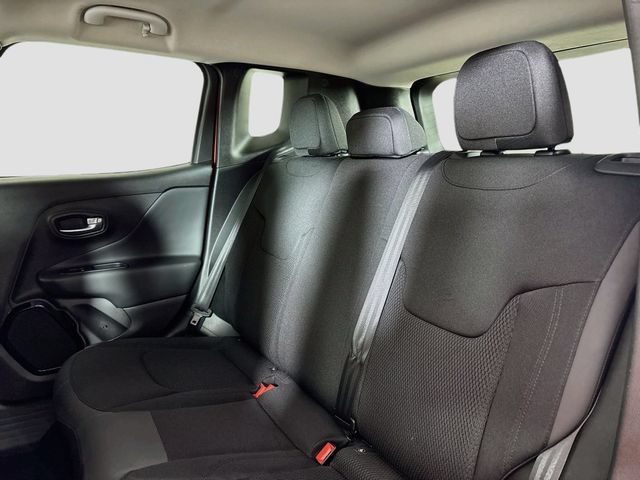Used 2019 Jeep Renegade Altitude w/ Quick Order Package 2XM AWD/4WD image 25