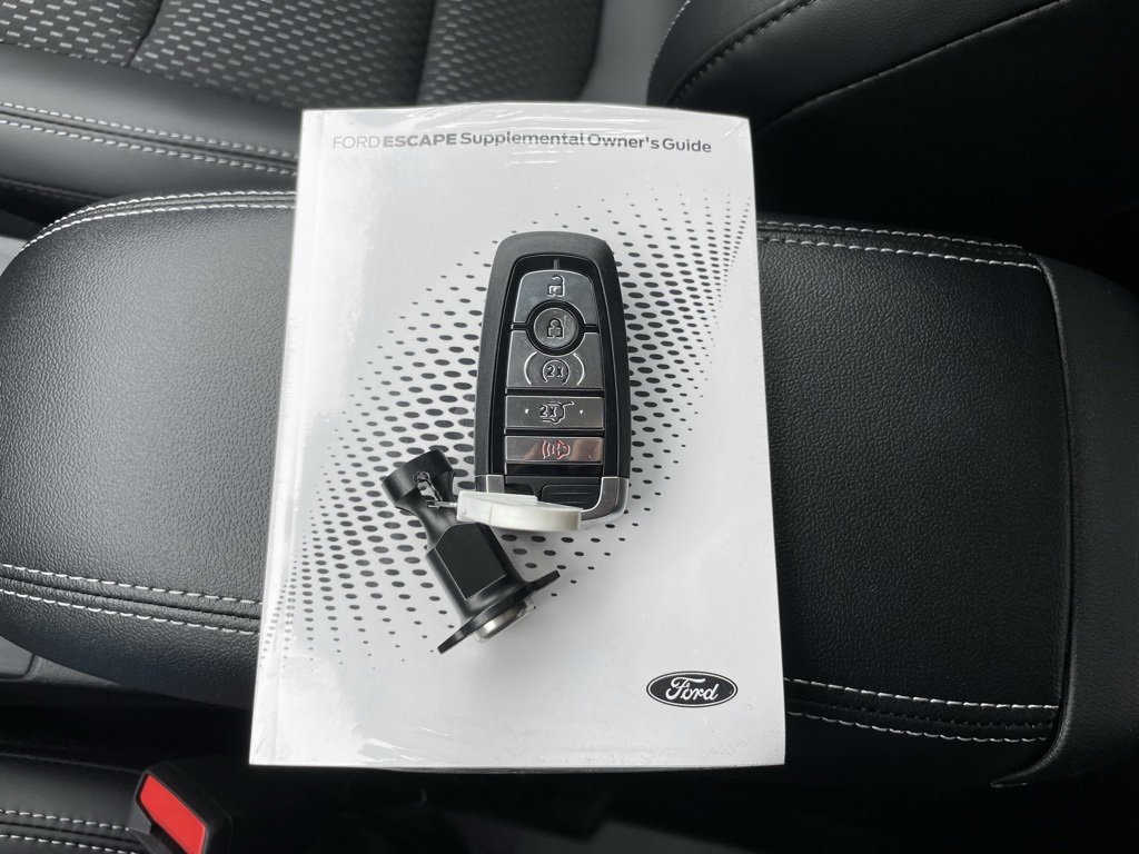 New 2026 Ford Escape SE image 50