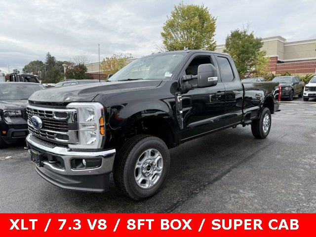 New 2026 Ford F350 XLT image 3
