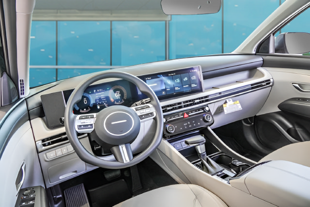 New 2026 Hyundai Tucson SEL Plus FWD image 10