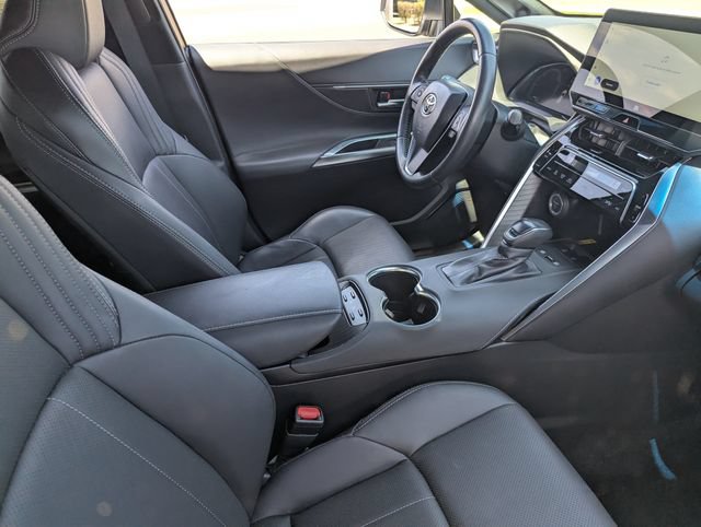 Used 2024 Toyota Venza Limited AWD/4WD image 11