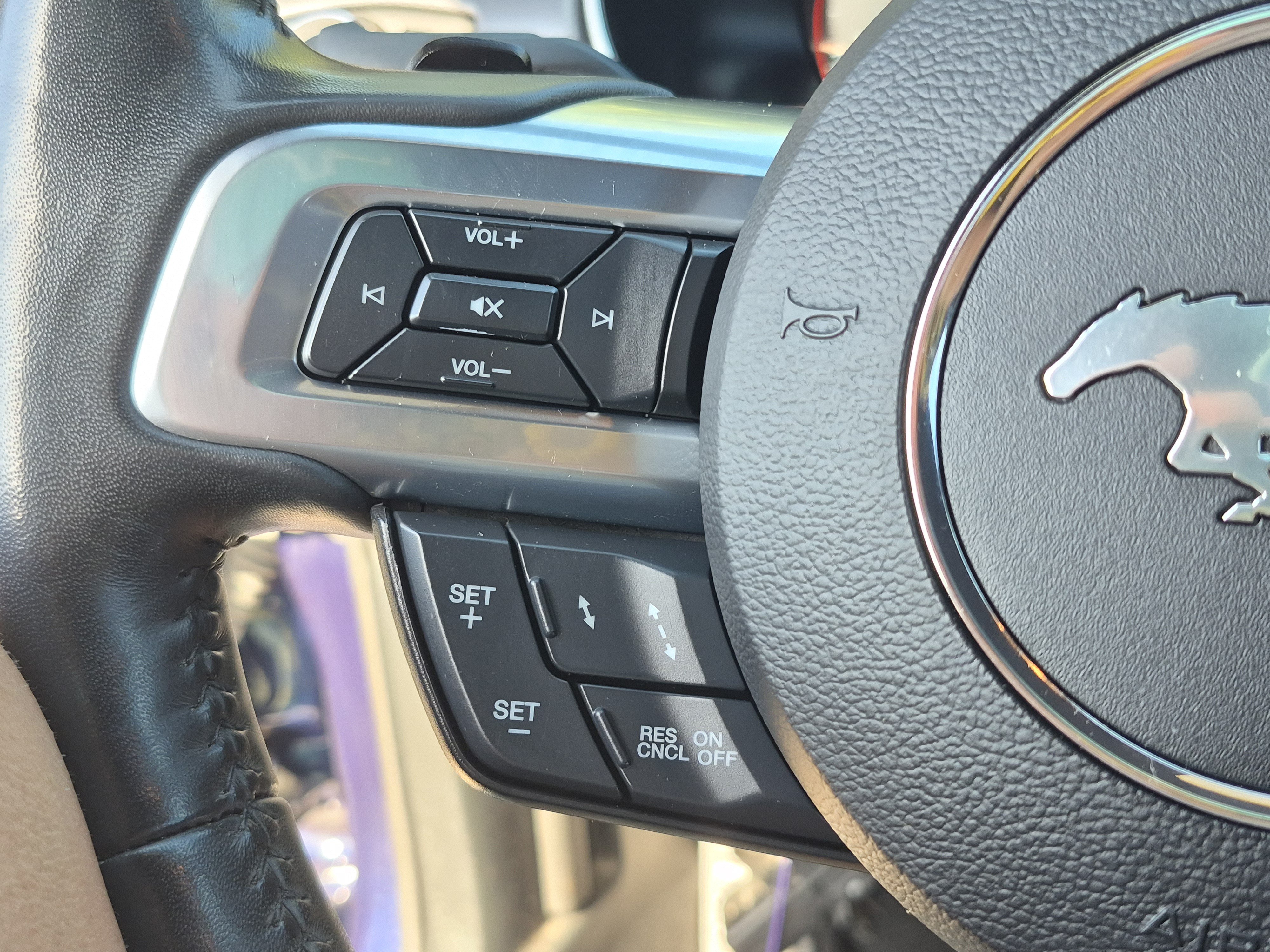 Used 2020 Ford Mustang Premium w/ Equipment Group 201A RWD image 27