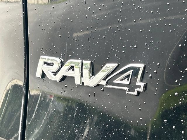 Certified 2025 Toyota RAV4 XLE AWD/4WD image 5