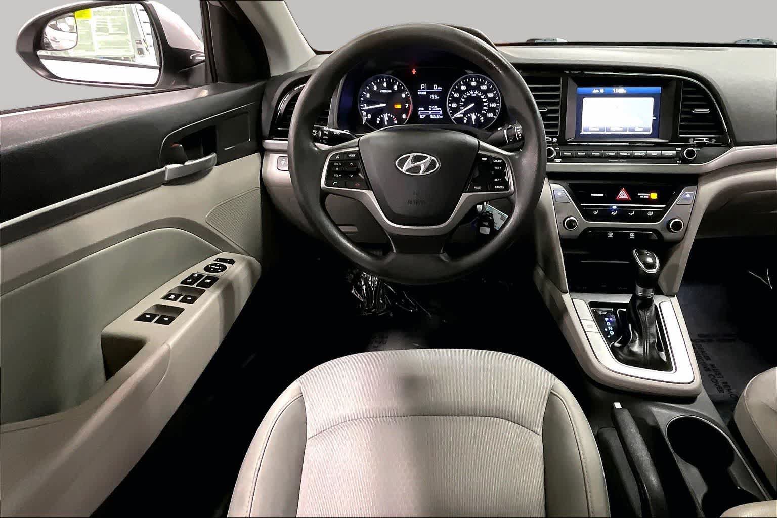 Used 2017 Hyundai Elantra SE FWD image 6