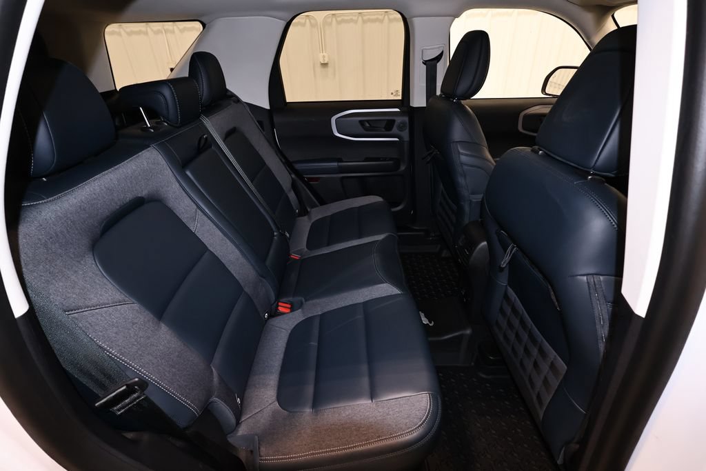 Certified 2022 Ford Bronco Sport Outer Banks w/ Tech Package AWD/4WD image 19