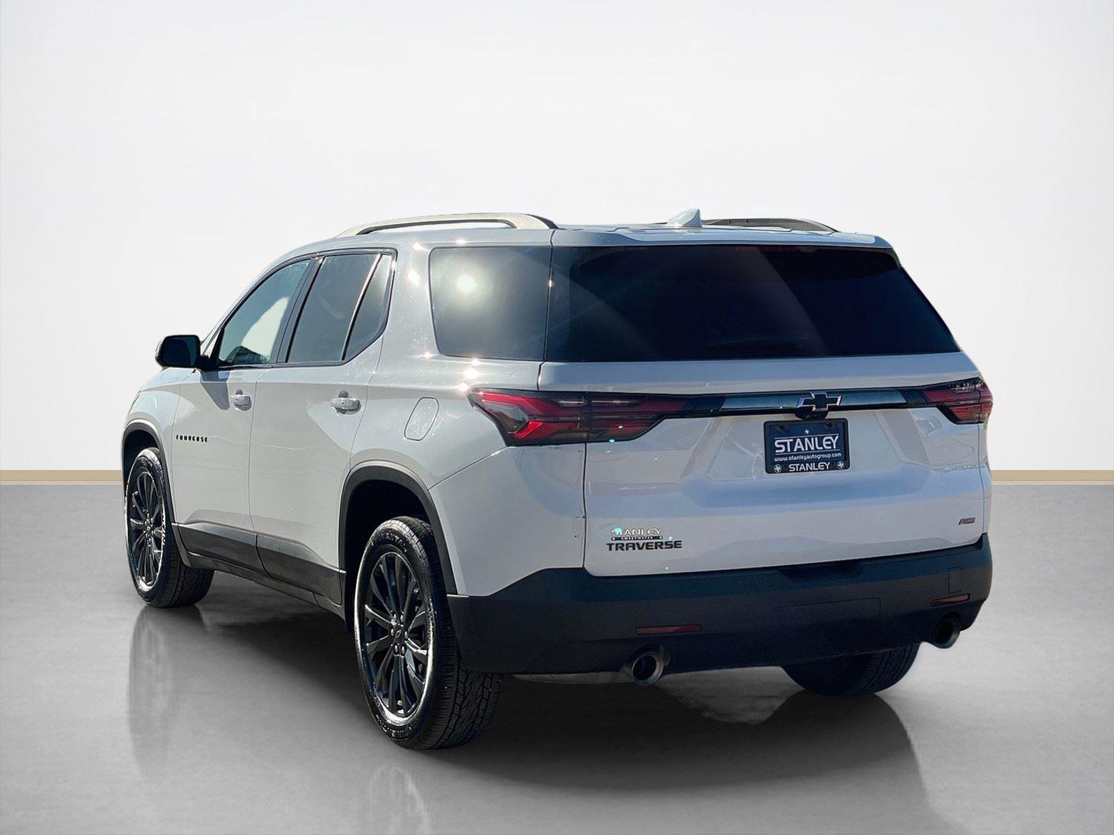 Used 2023 Chevrolet Traverse RS image 5