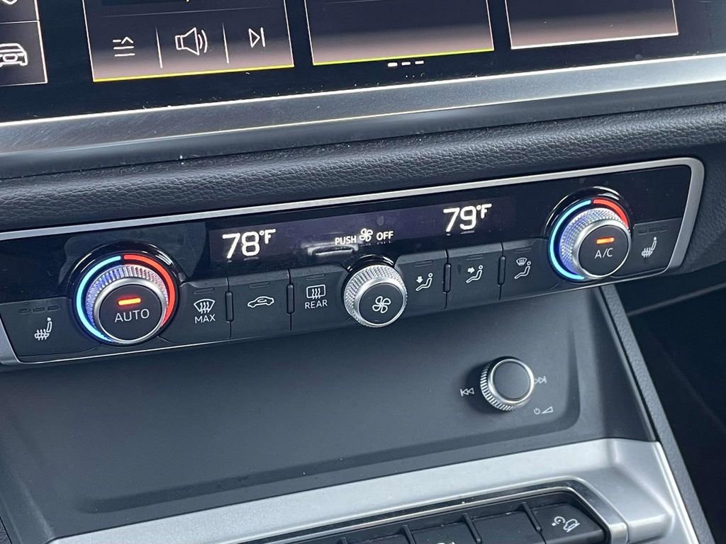 Used 2025 Audi Q3 2.0T Premium image 22