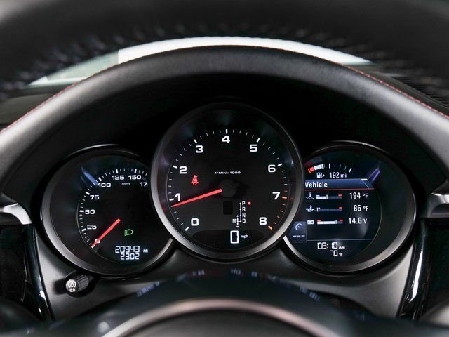 Certified 2020 Porsche Macan AWD/4WD image 22