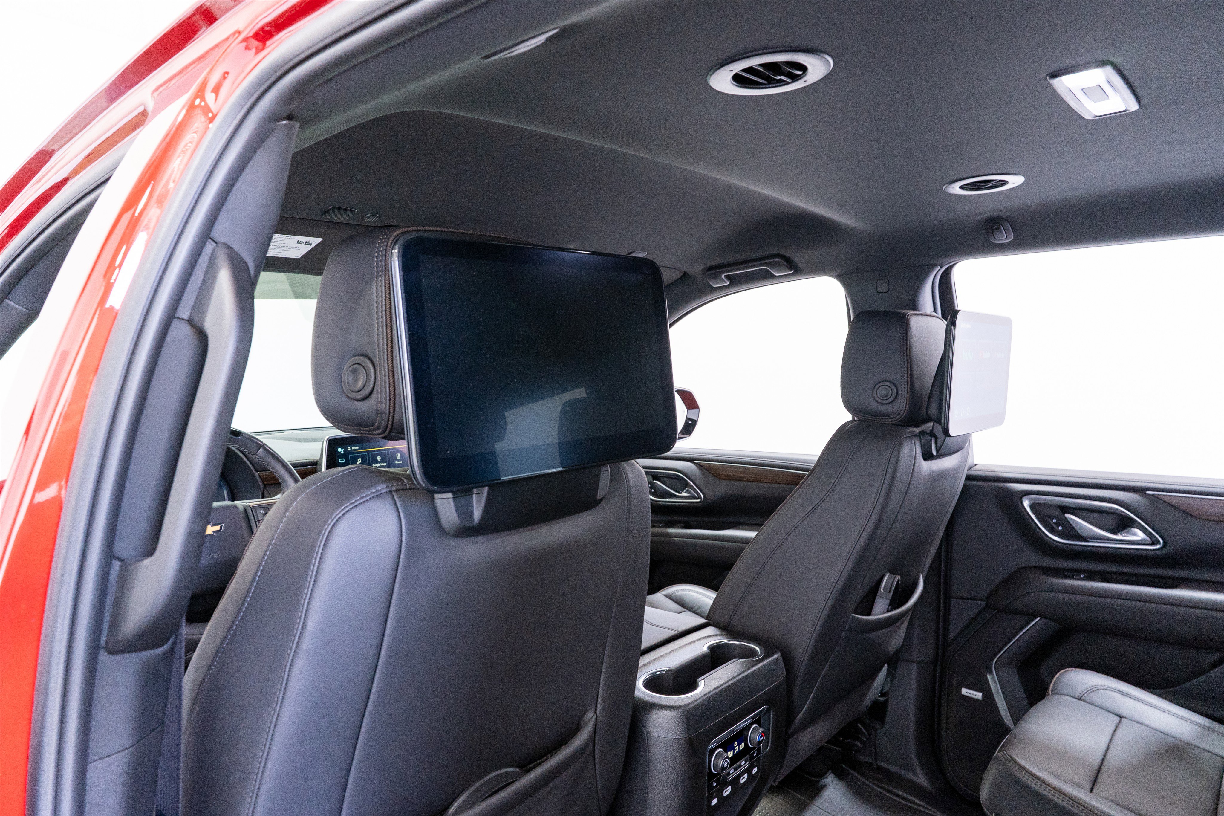 Used 2024 Chevrolet Tahoe High Country w/ Advanced Technology Package AWD/4WD image 34