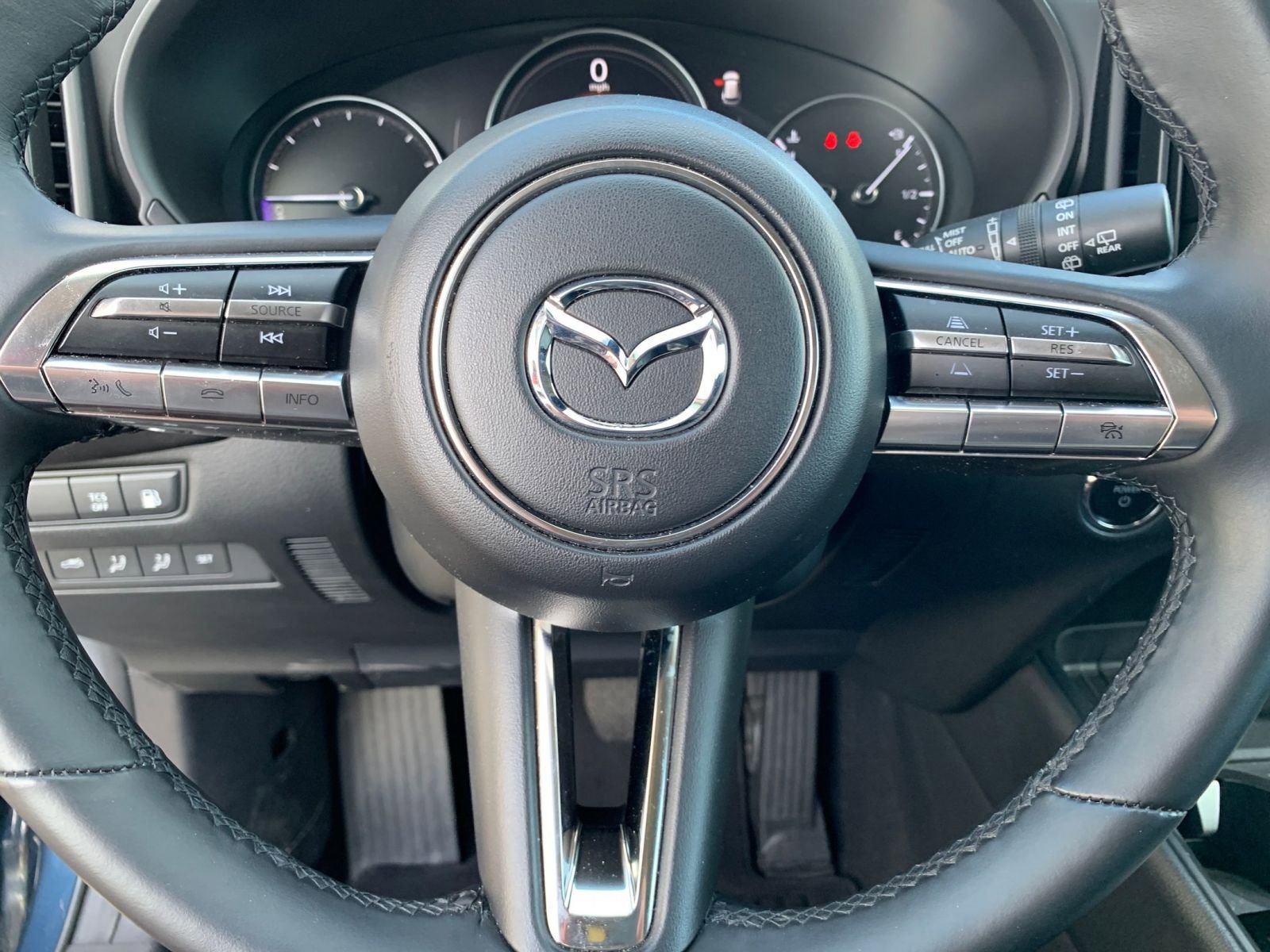 Used 2025 MAZDA CX-50 2.5 Hybrid w/ Premium Plus Pkg image 29