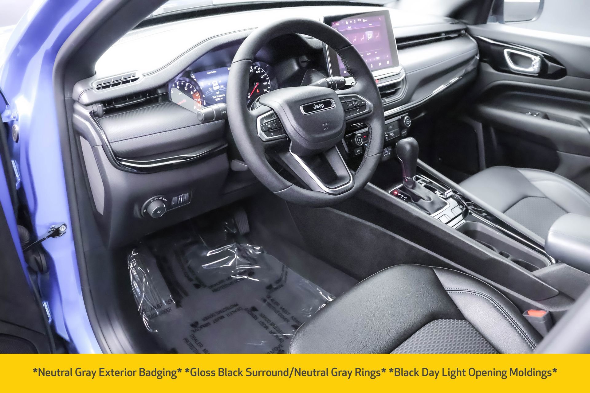 Used 2025 Jeep Compass Latitude w/ Altitude Special Edition image 5