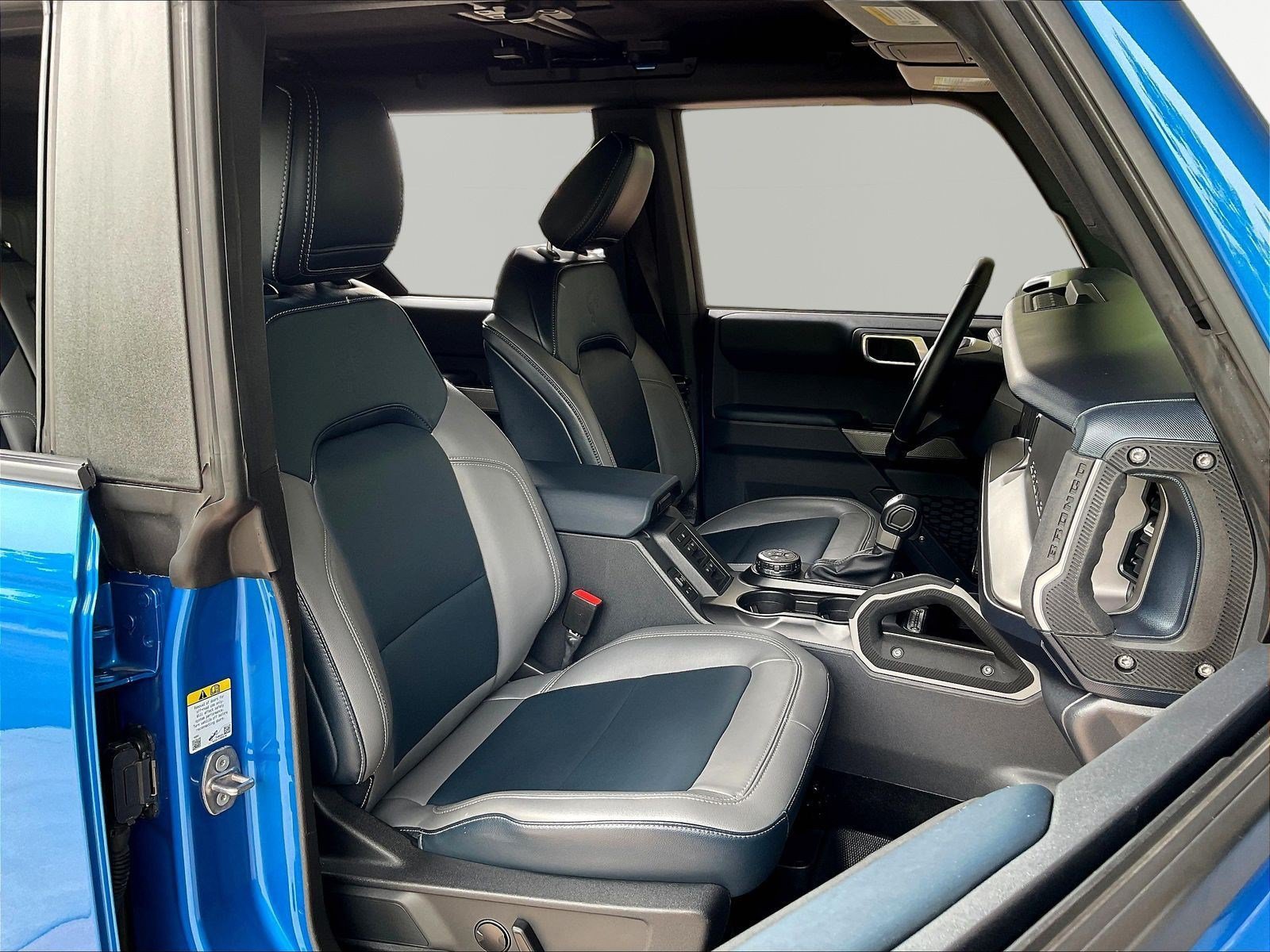 Used 2023 Ford Bronco Outer Banks w/ Sasquatch Package AWD/4WD image 29