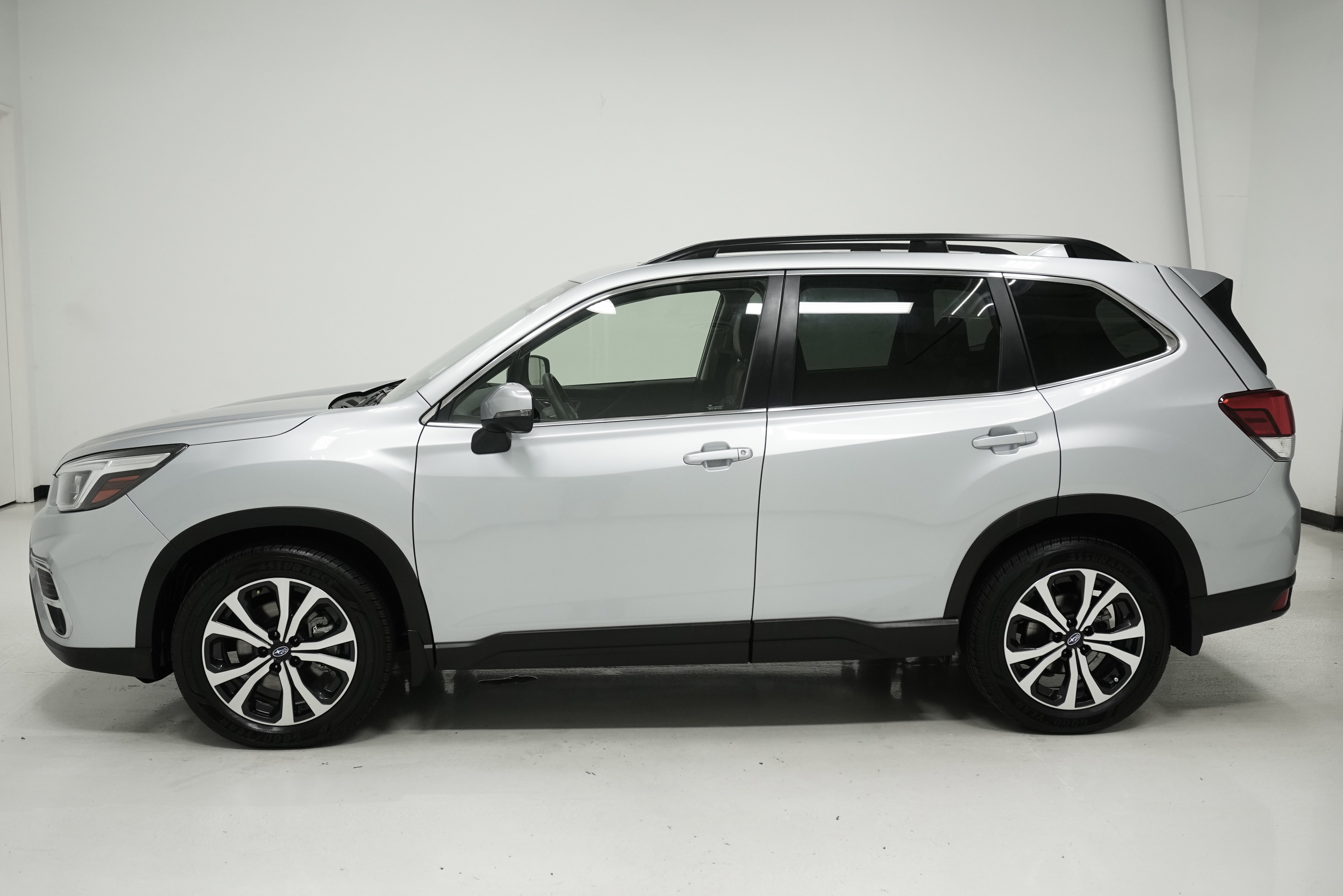 Used 2019 Subaru Forester Limited w/ Popular Package #3 image 7