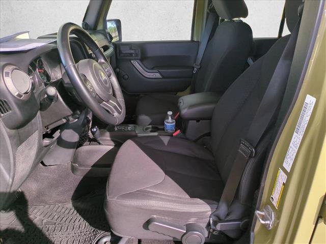 Used 2013 Jeep Wrangler Unlimited Sport w/ Connectivity Group AWD/4WD image 14
