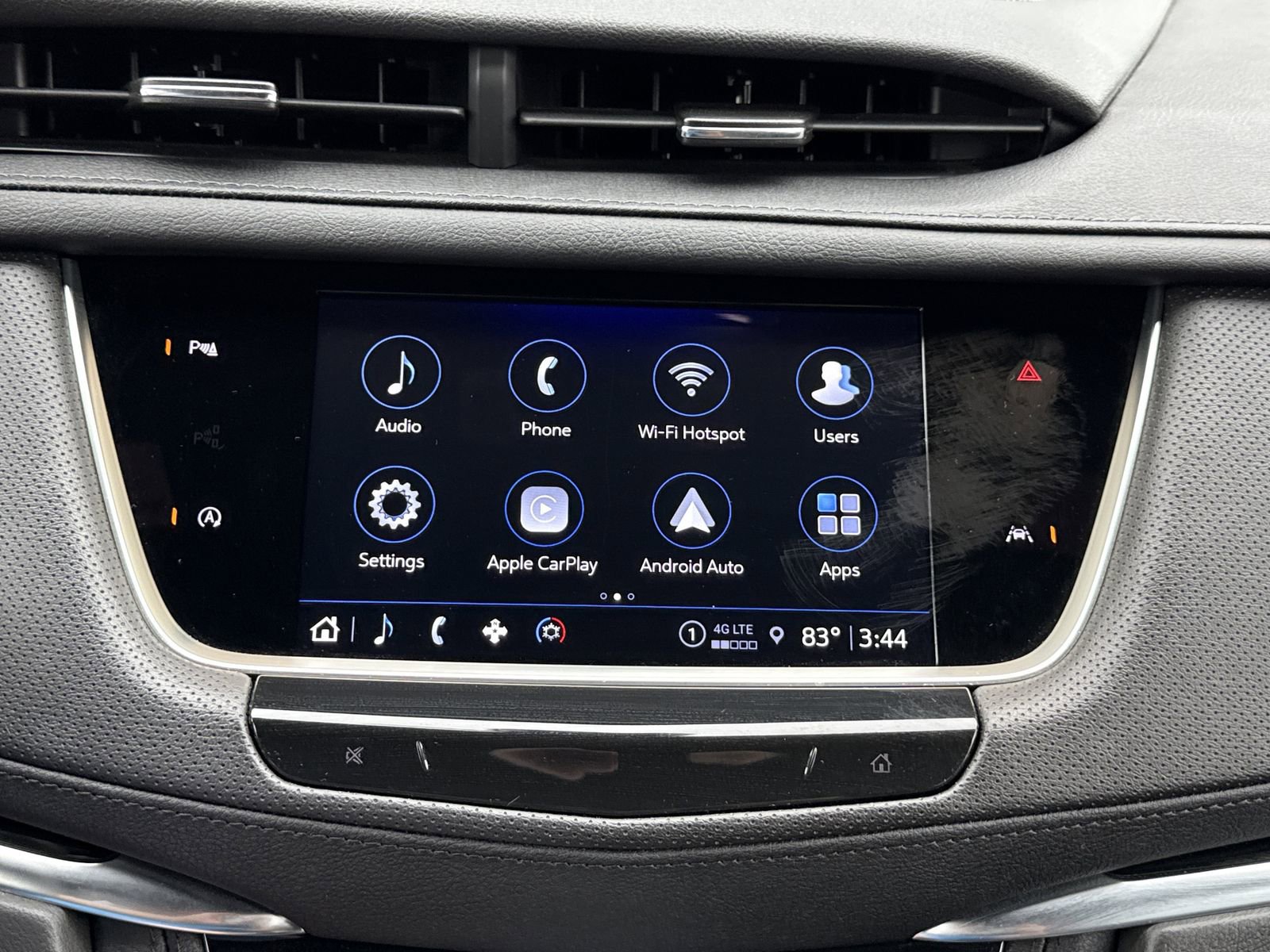 Used 2024 Cadillac XT6 Luxury FWD image 28