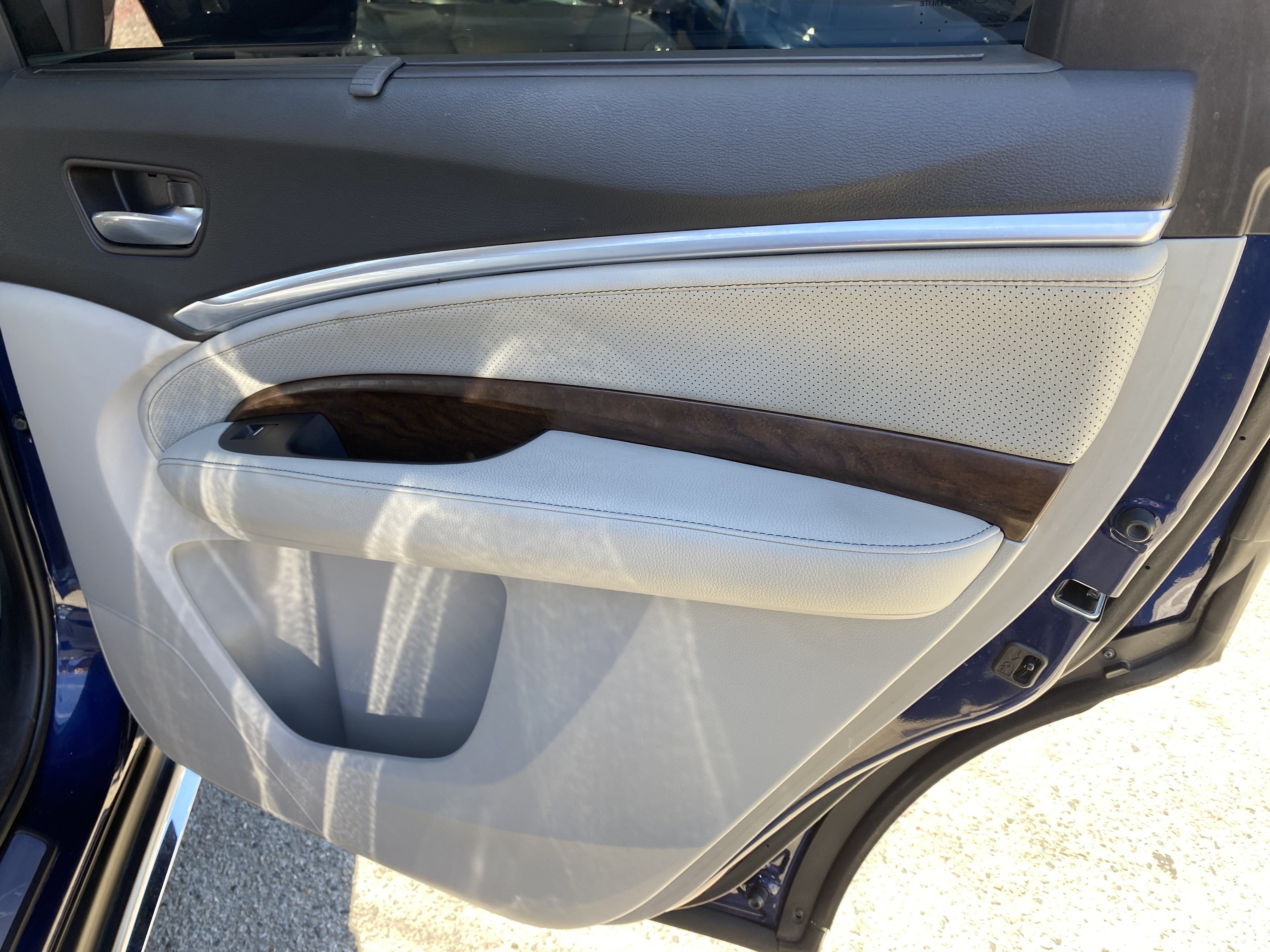 Used 2019 Acura MDX w/ Tech & Entertainment Packag FWD image 22