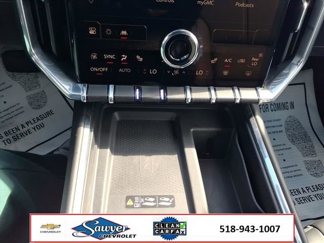 Used 2024 GMC Acadia Elevation image 21