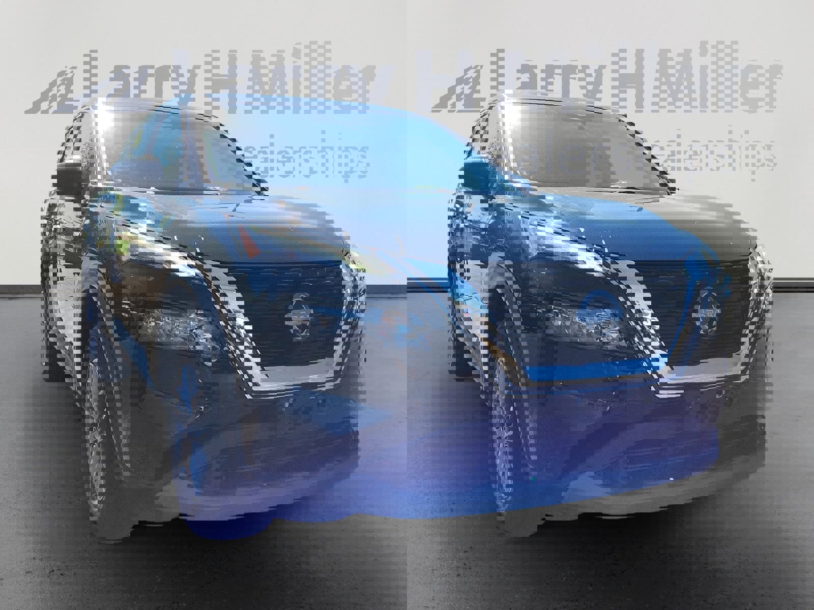 Used 2023 Nissan Rogue S image 8