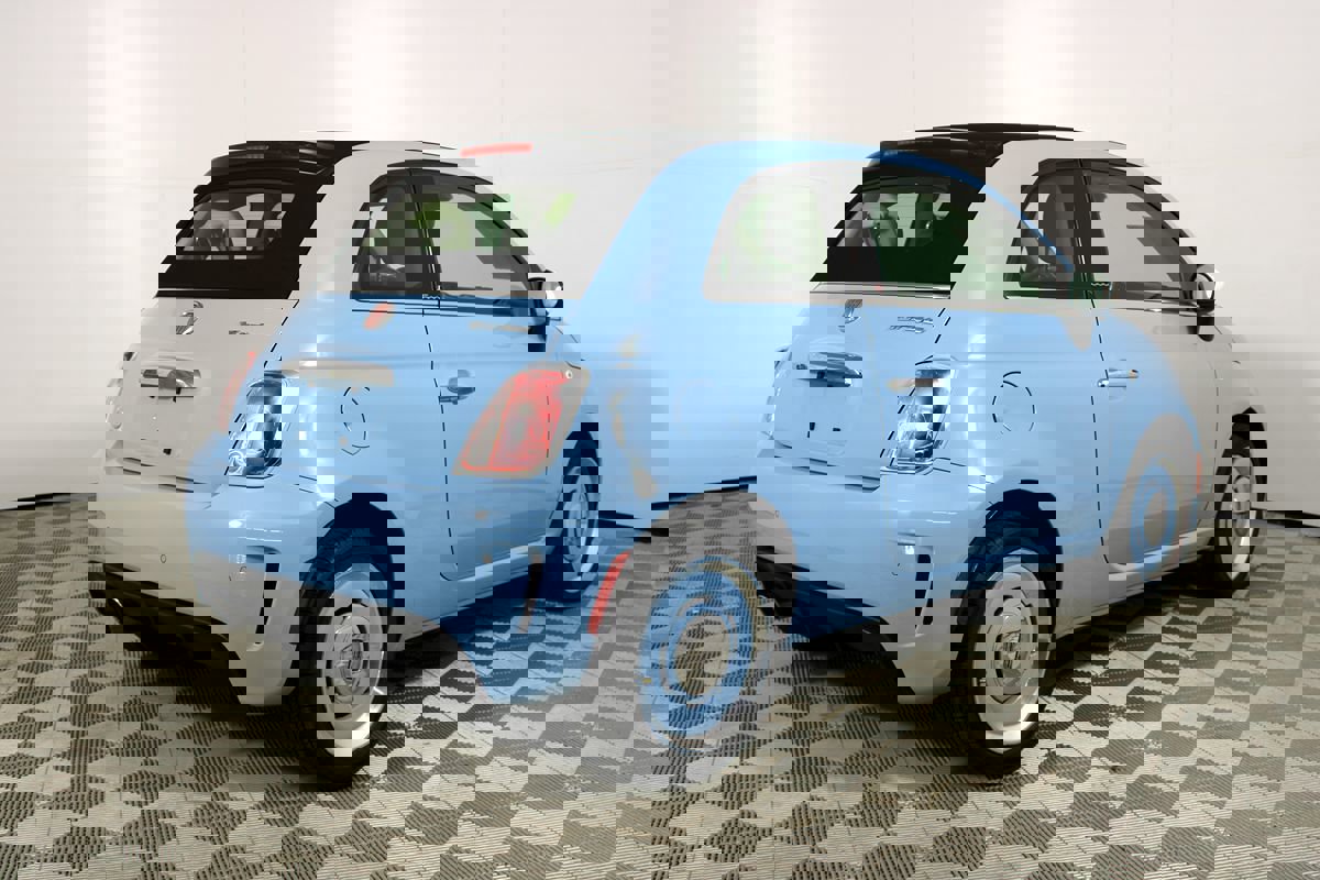 Used 2019 FIAT 500 Lounge image 36