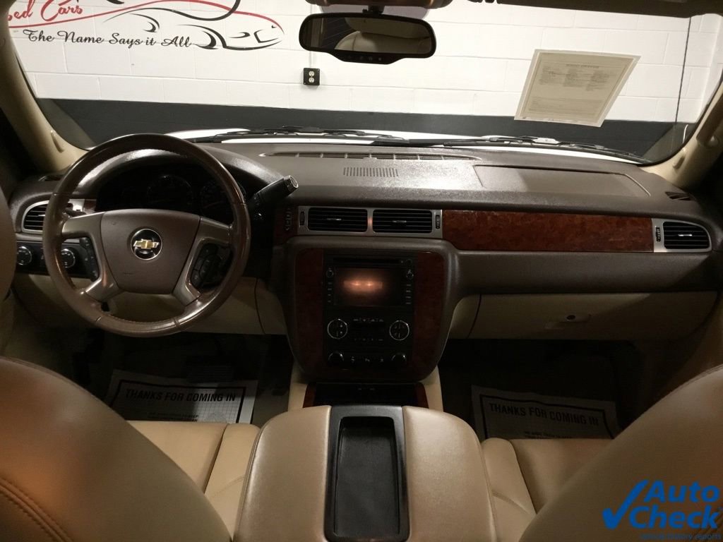 Used 2011 Chevrolet Avalanche LTZ image 38