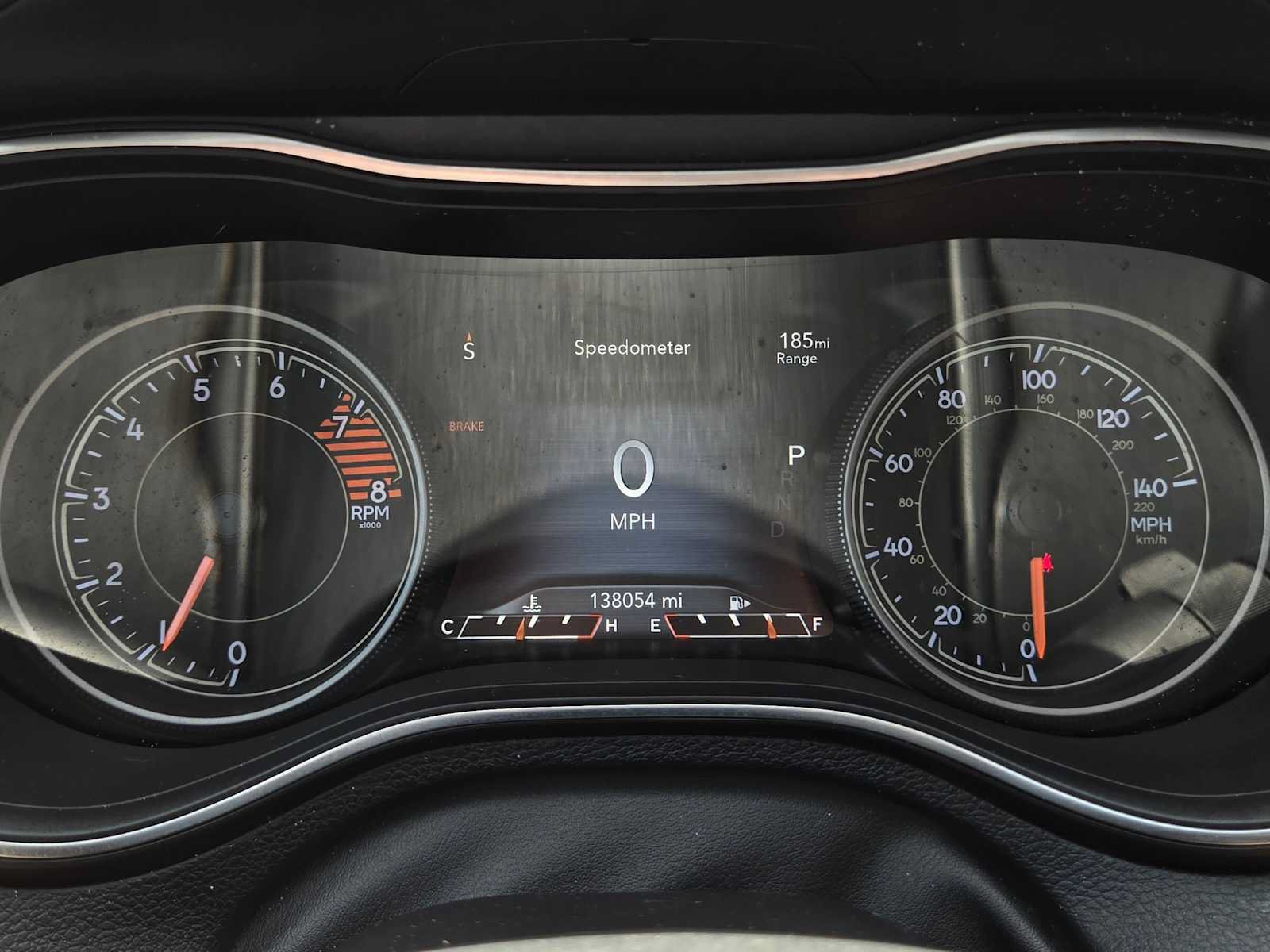 Used 2019 Jeep Cherokee Trailhawk w/ Comfort/Convenience Group AWD/4WD image 28