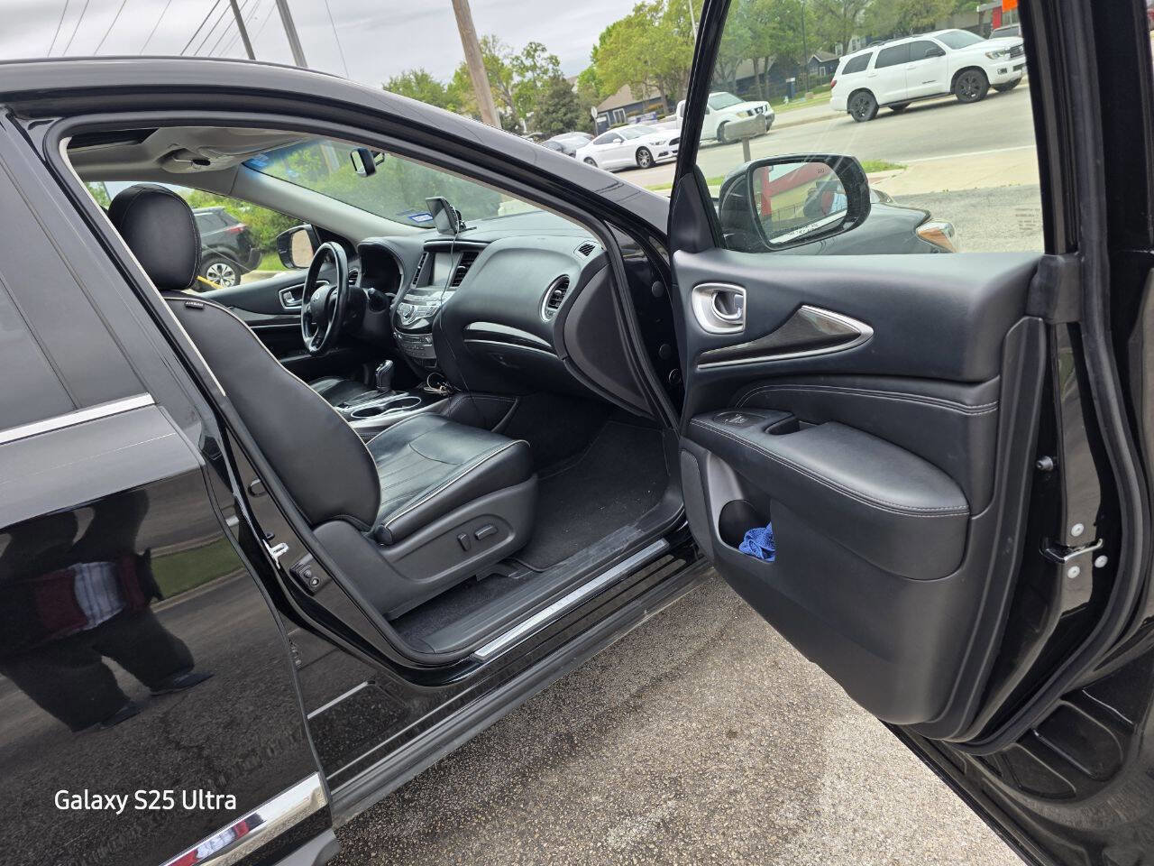 Used 2017 INFINITI QX60 FWD image 21