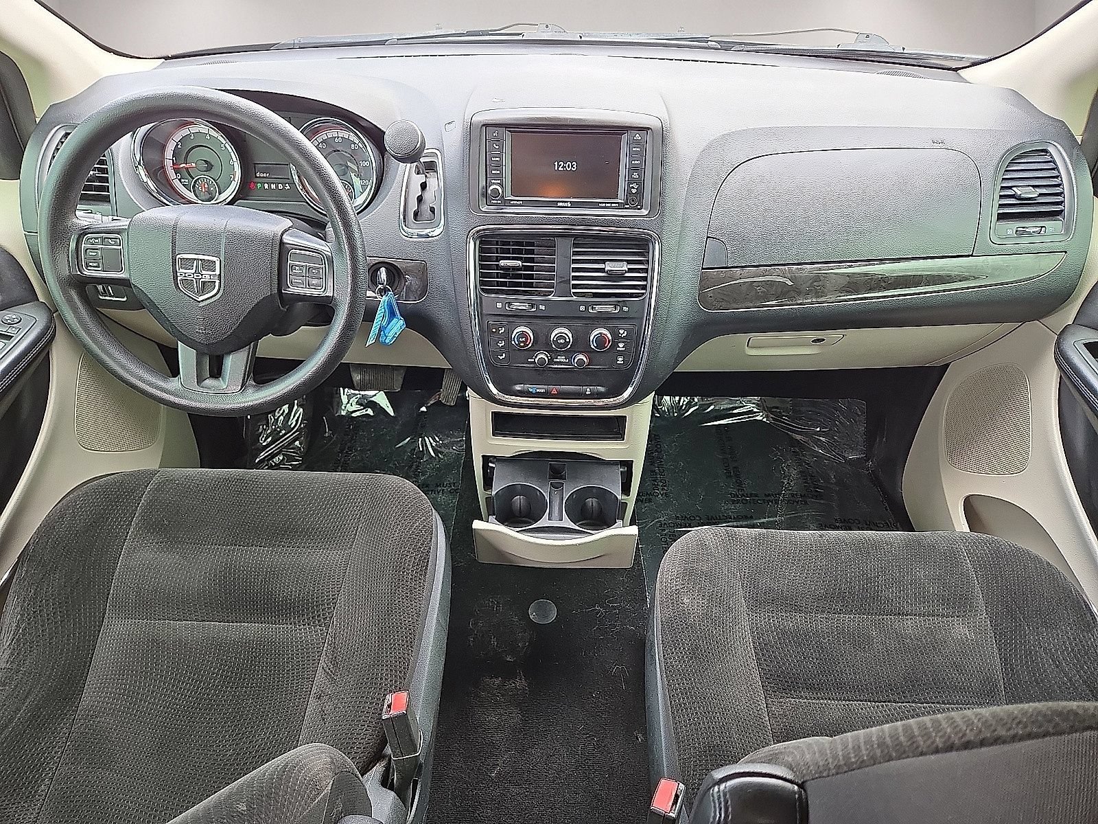 Used 2018 Dodge Grand Caravan SE w/ UConnect Hands-Free Group FWD image 12