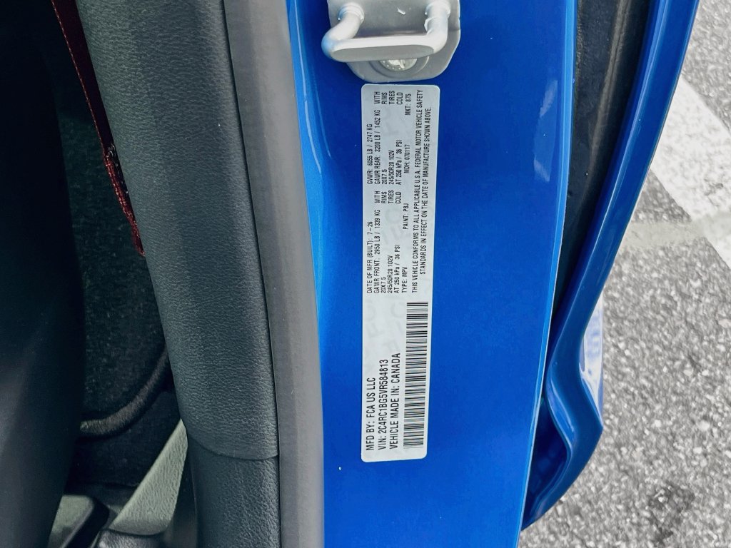 New 2027 Chrysler Pacifica Select FWD image 30