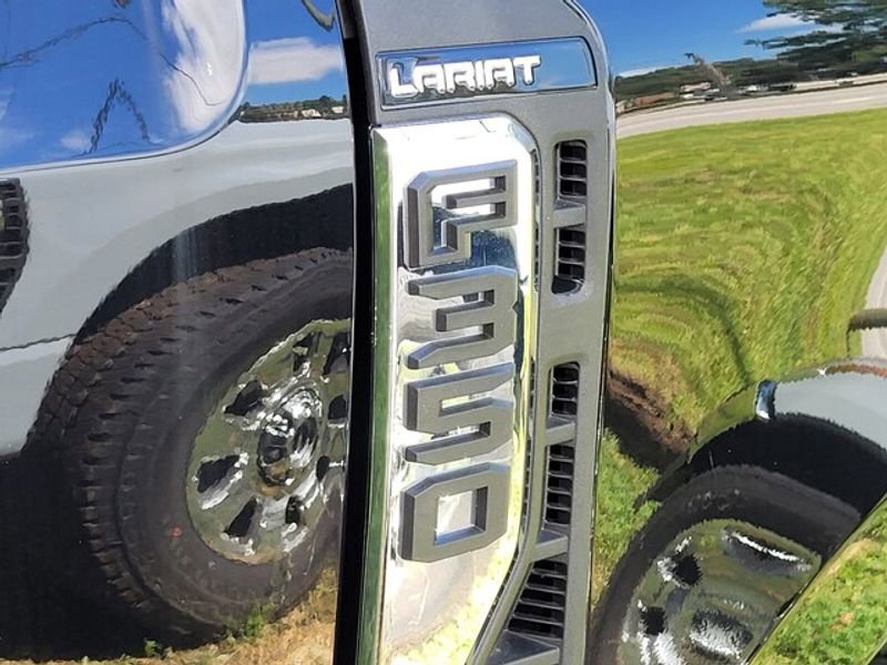 New 2025 Ford F350 Lariat w/ Chrome Package image 14