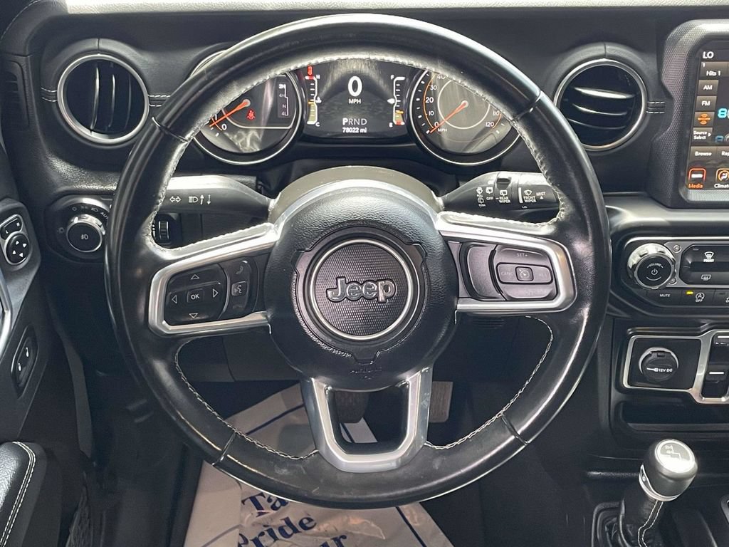 Used 2022 Jeep Wrangler Unlimited Sahara AWD/4WD image 22