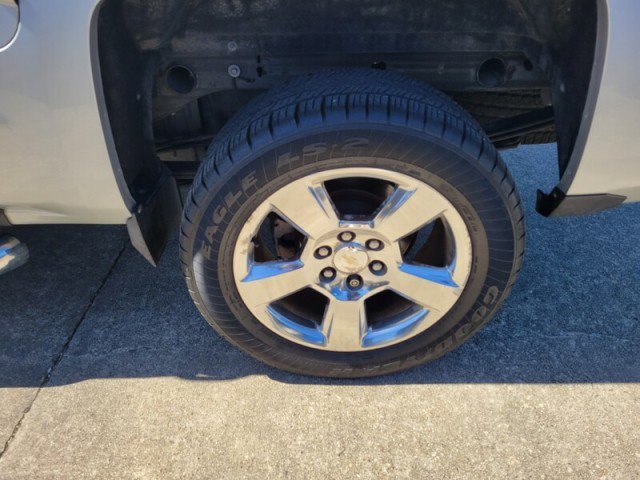 Used 2017 Chevrolet Silverado 1500 LT w/ All Star Edition image 8