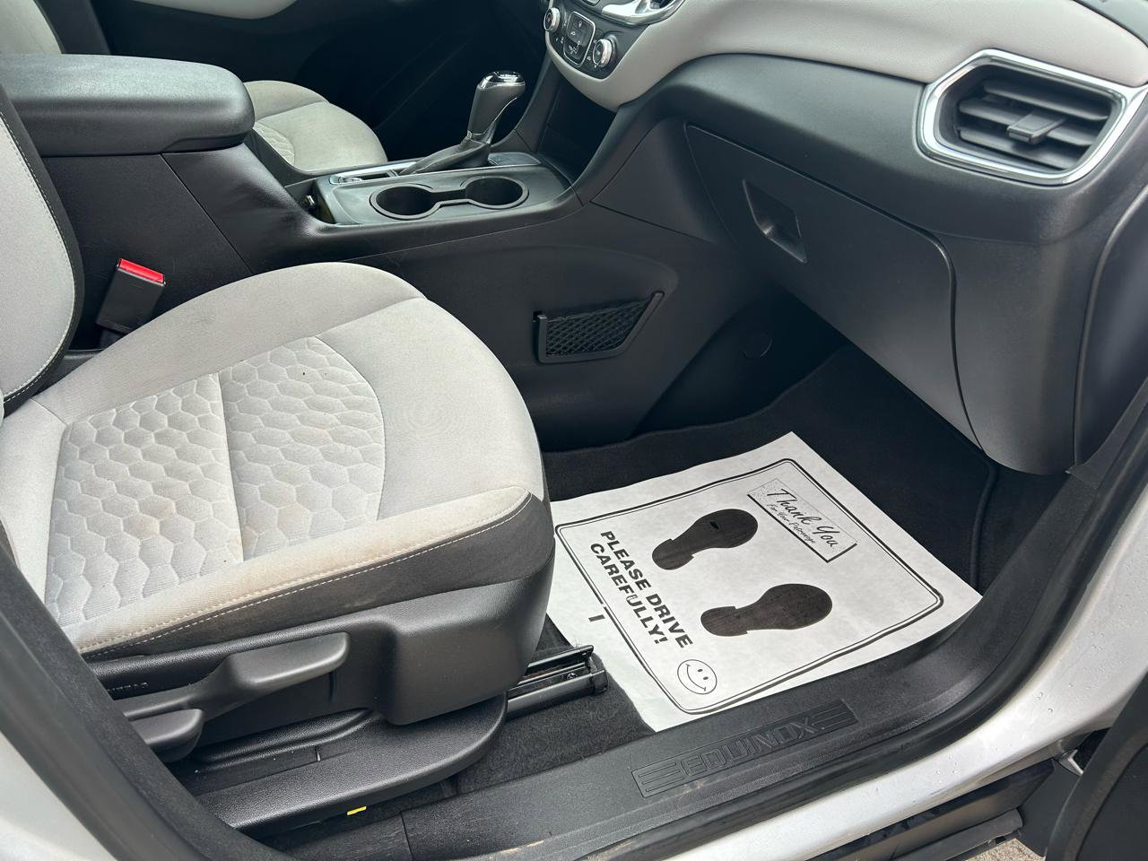 Used 2018 Chevrolet Equinox LS image 12