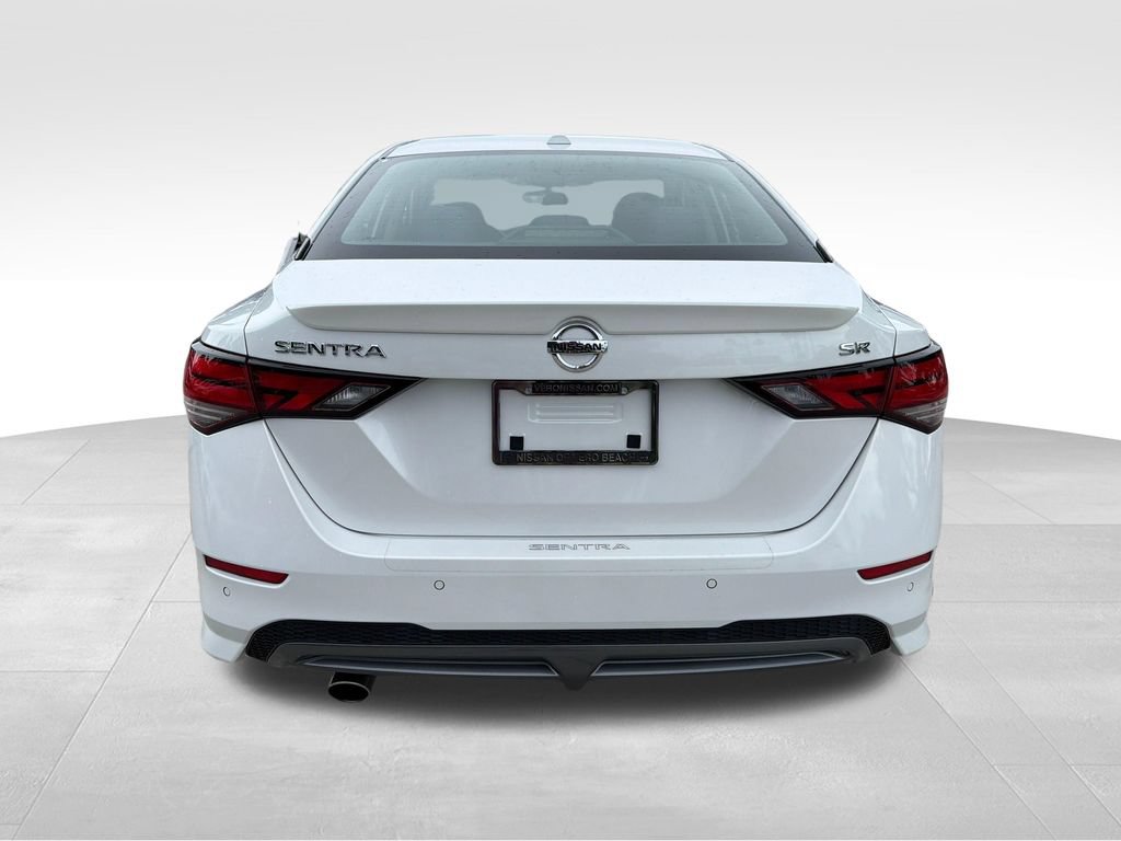 Used 2023 Nissan Sentra SR w/ Trunk Package FWD image 7