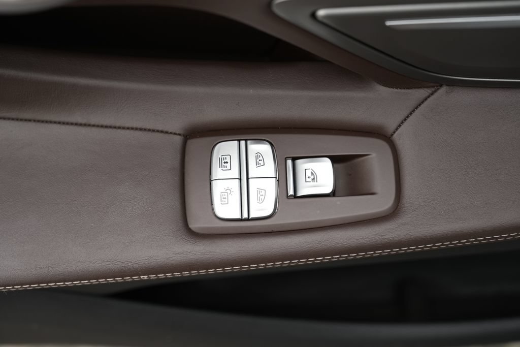 Used 2016 BMW 750i xDrive AWD/4WD image 31